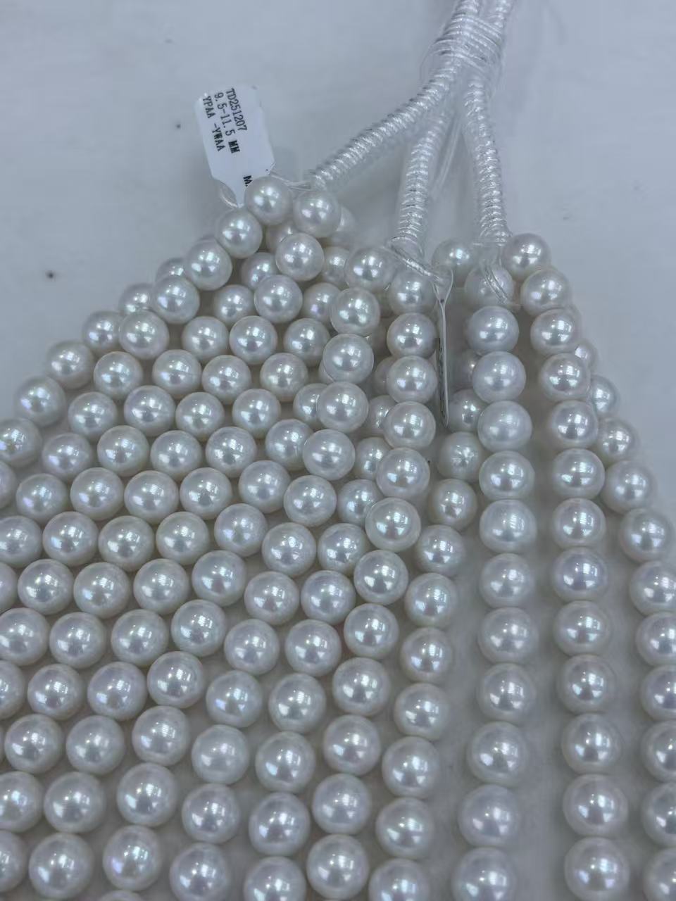 White Freshwater Edison Pearl Strand | 9.5–11.5mm AAAA Grade