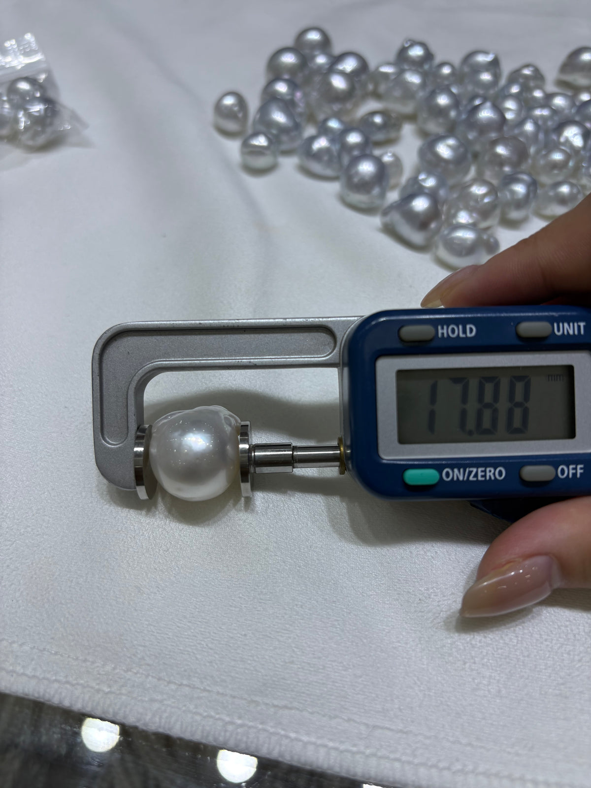 White Baroque South Sea Loose Pearl | 17–18mm AAA Grade | Per Piece
