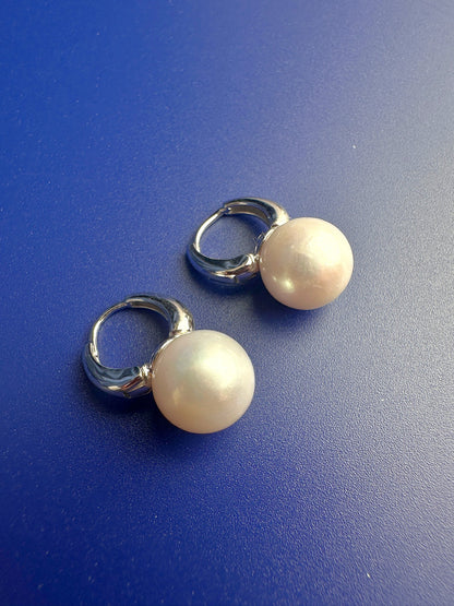 Big Bulb Pearl Earrings | S925 Silver Natural Freshwater Pearl