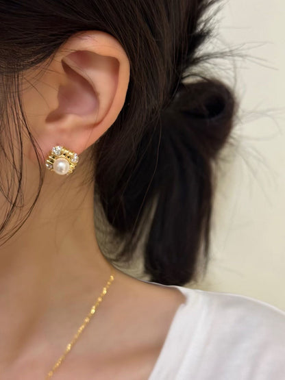 S925 Silver - White Freshwater Pearl Earrings | 6–7mm AAA Grade