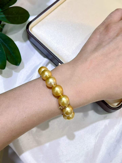 18K Gold - South Sea Golden Pearl Clover Diamond Bracelet