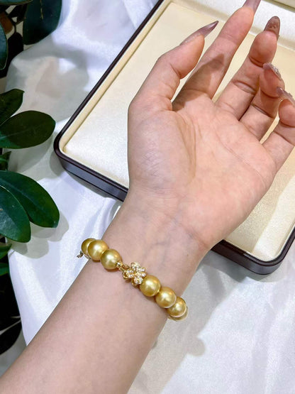 18K Gold - South Sea Golden Pearl Clover Diamond Bracelet