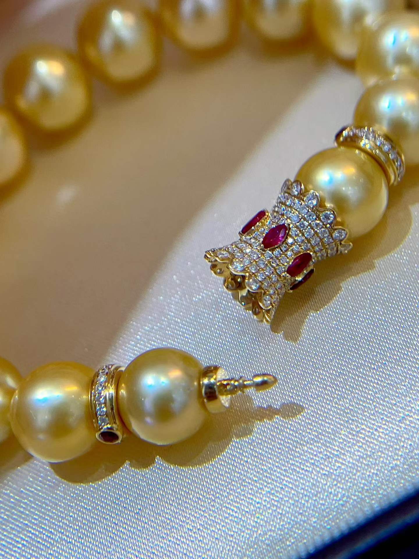 18K Gold - South Sea Golden Pearl Ruby & Diamond Bracelet