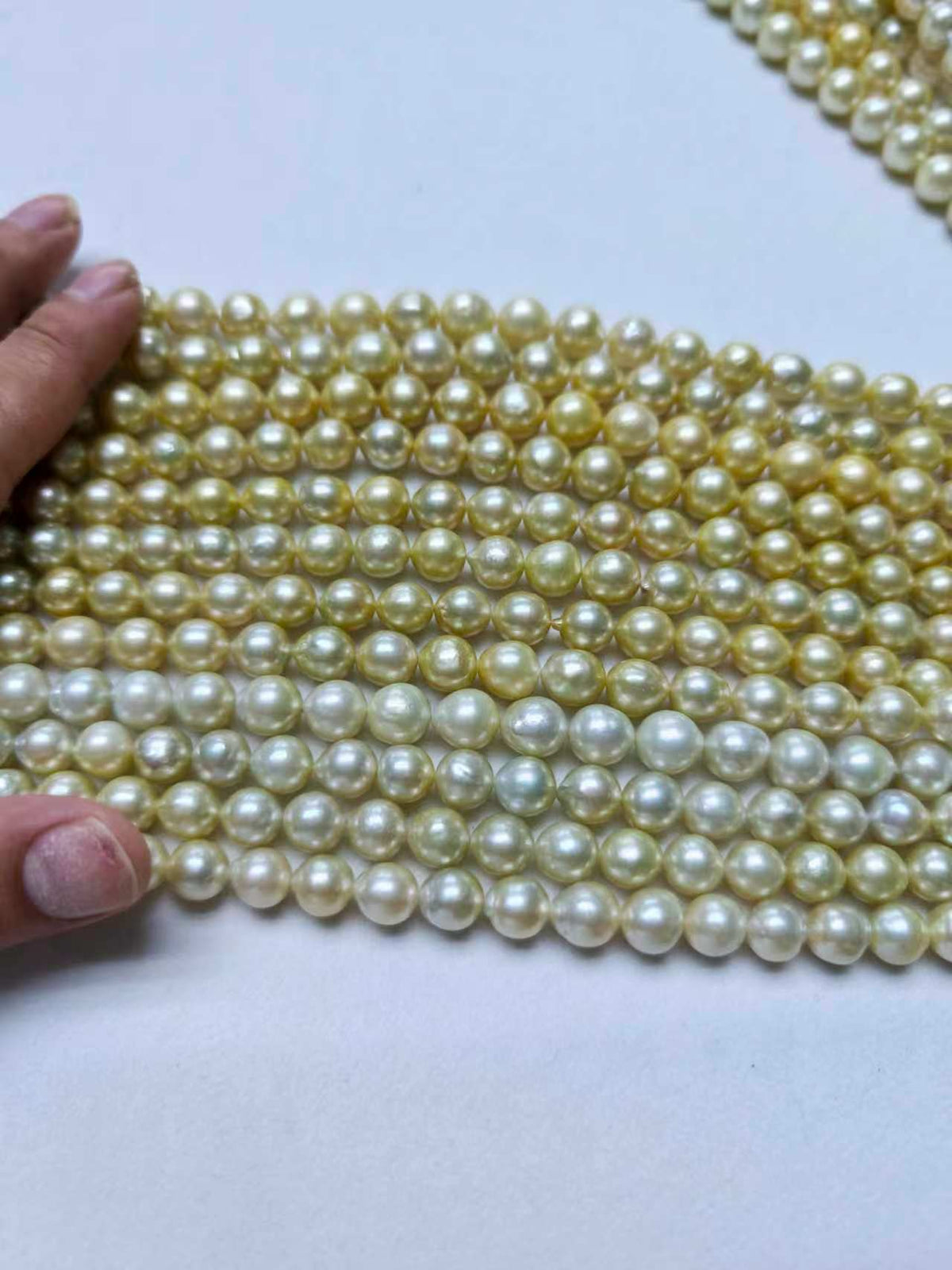 Light Gold Saltwater Baroque Pearl Strand | 9–11mm AA Grade