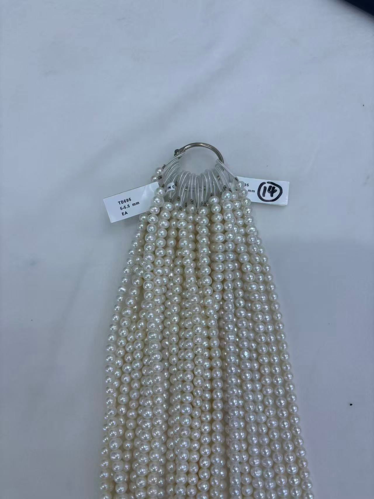 White Freshwater Pearl Strand | 5–5.5mm AAA Grade