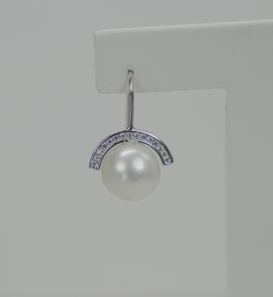 S925 Silver - White Freshwater Pearl Stud Earrings | 9–10mm AAAA Grade