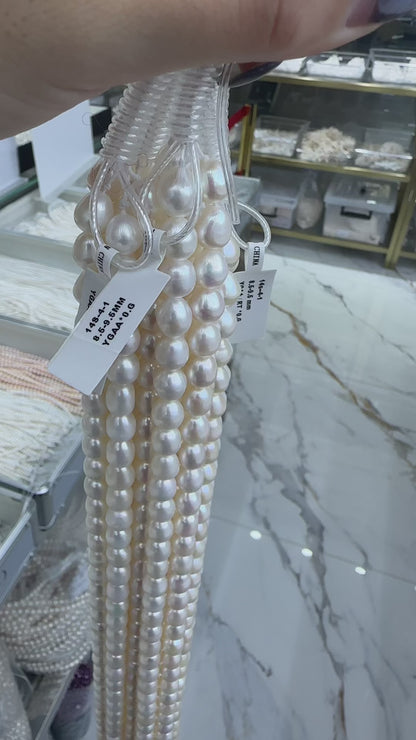 White Freshwater Pearl Strand | 8.5–9.5mm AAA Grade